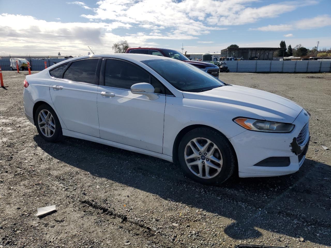 2013 FORD FUSION SE - Фото 4
