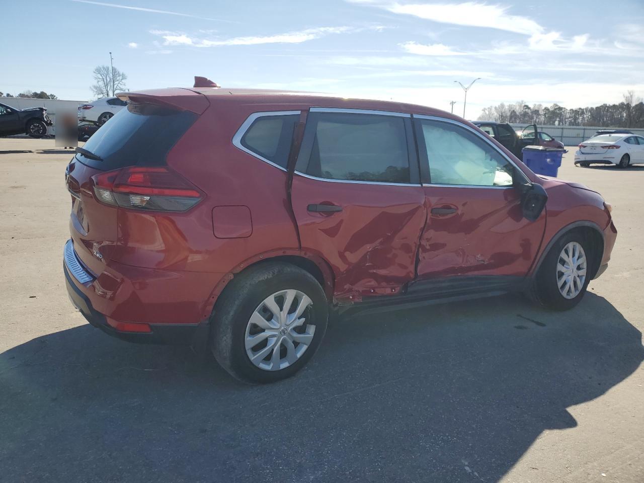 2017 NISSAN ROGUE S - Image 3