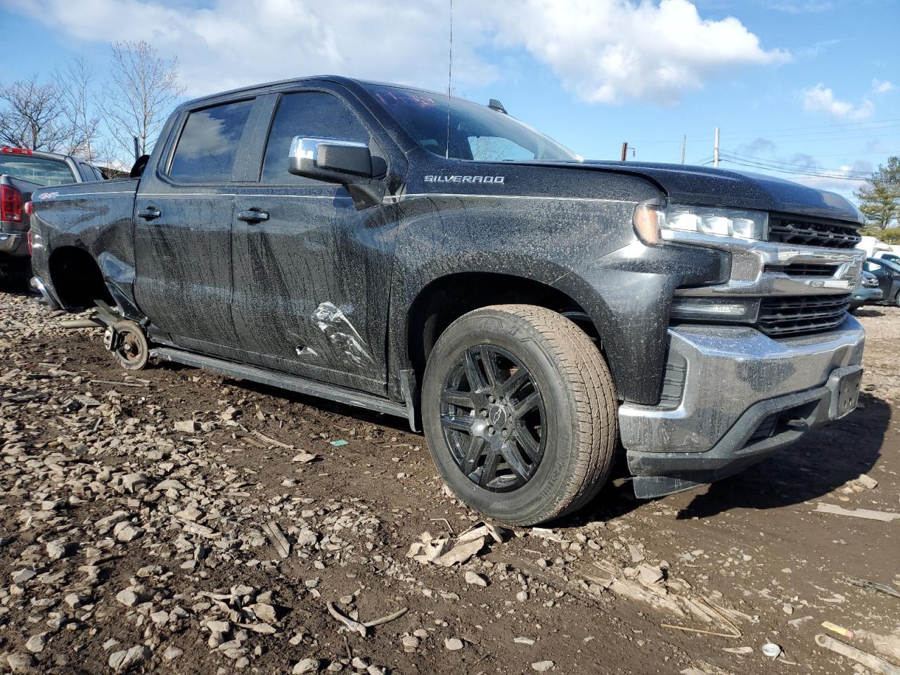2019 CHEVROLET SILVERADO - Фото 4