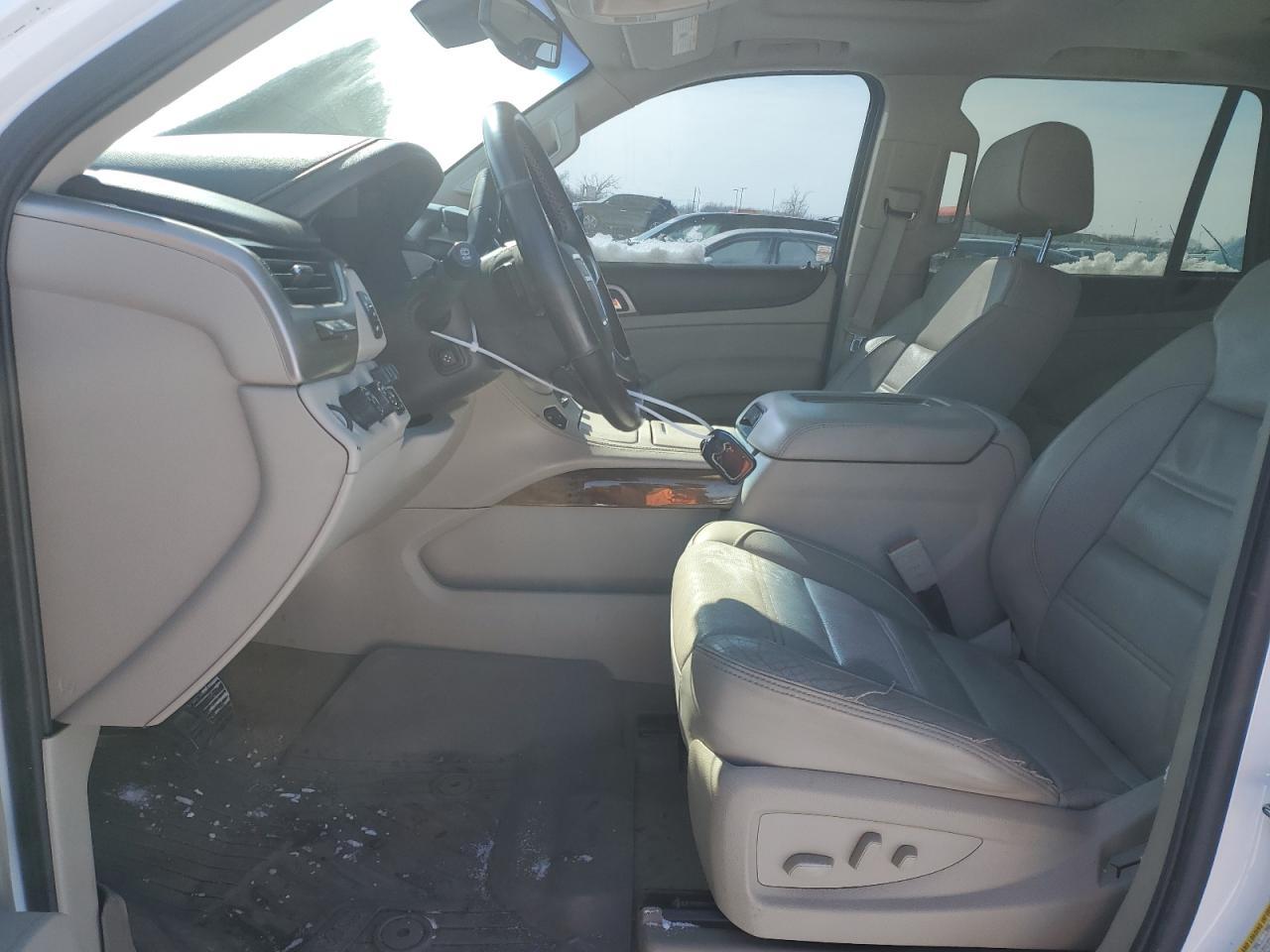 2017 GMC YUKON DENA - Фото 7