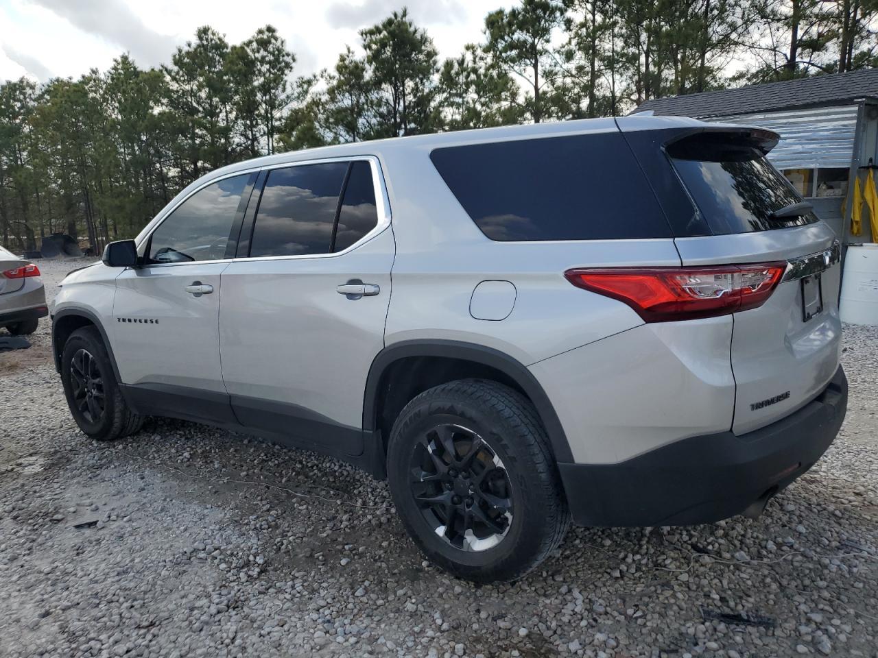2018 CHEVROLET TRAVERSE L - Фото 2