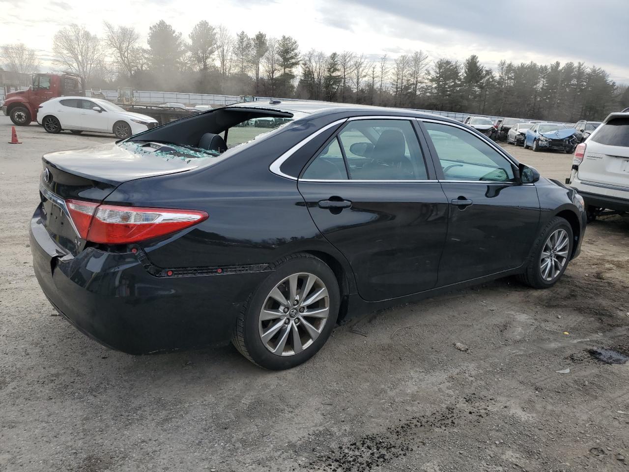 2016 TOYOTA CAMRY XSE - Фото 3