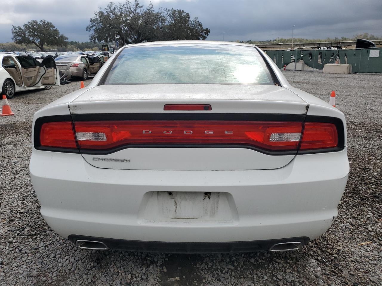 2014 DODGE CHARGER SE - Фото 6