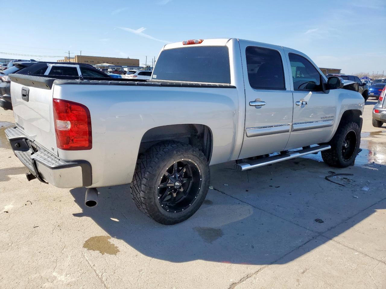 2013 CHEVROLET SILVERADO - Image 3