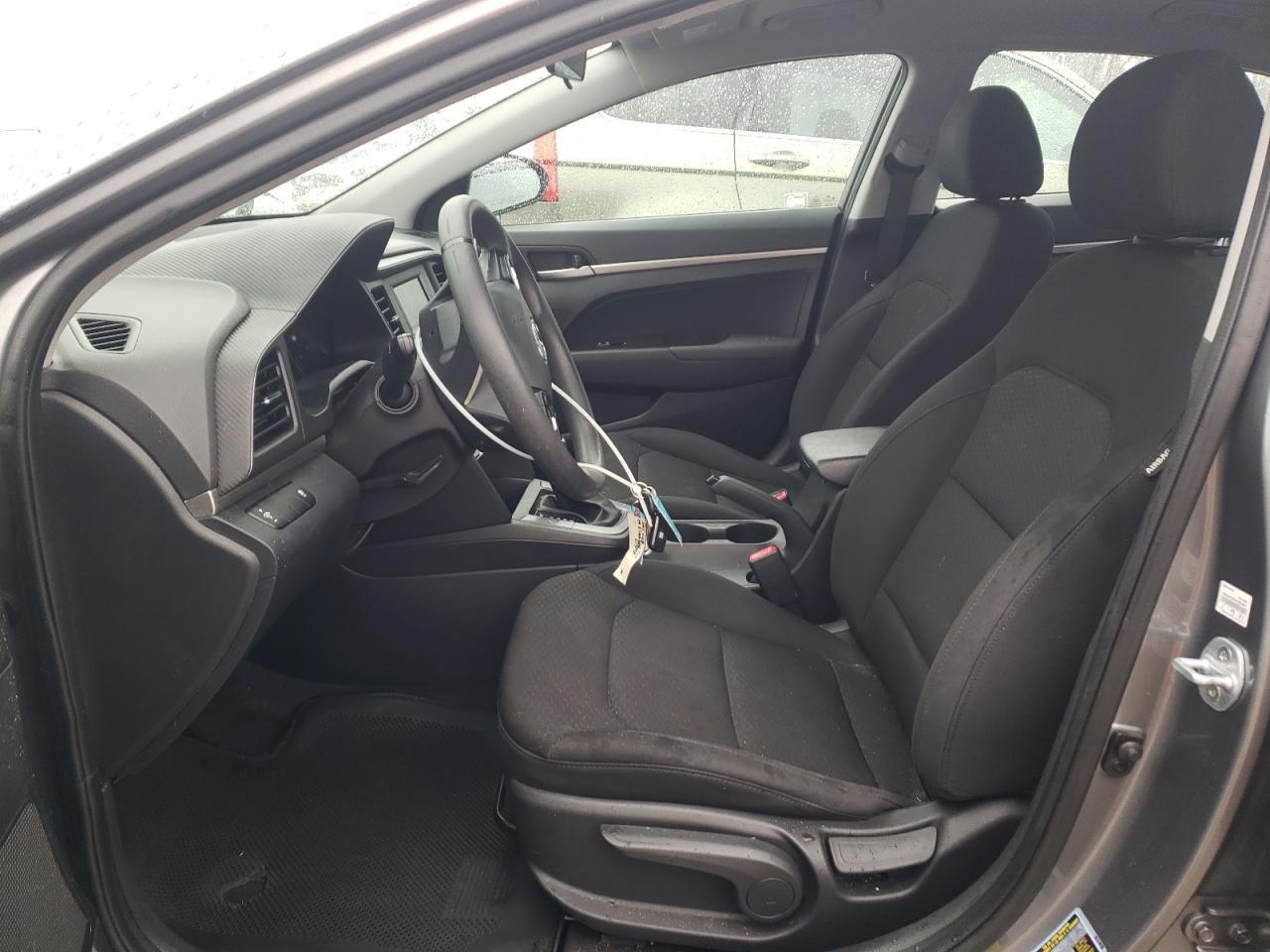 2019 HYUNDAI ELANTRA SE - Фото 7