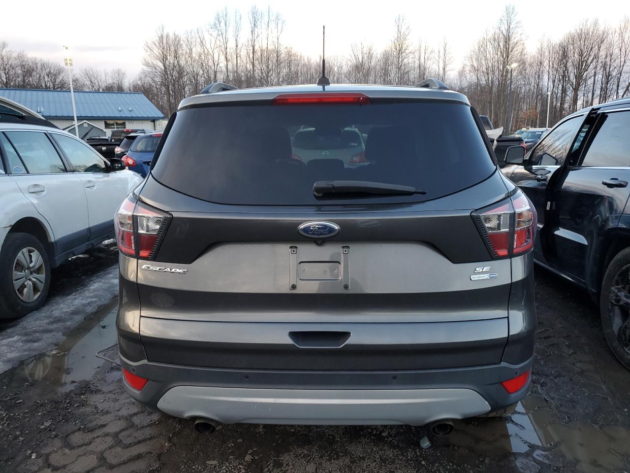2017 FORD ESCAPE SE - Фото 6