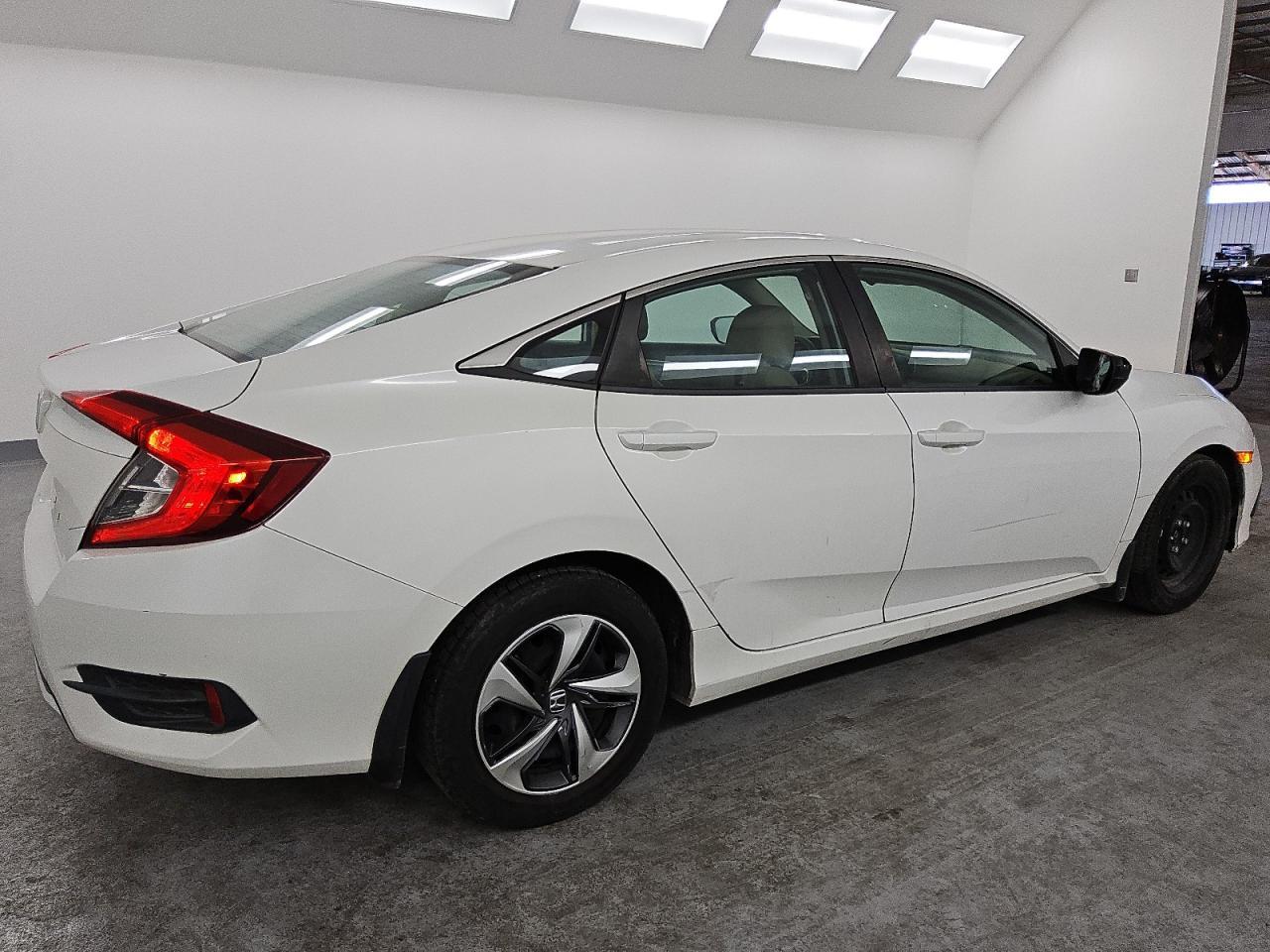 2020 HONDA CIVIC LX - Image 3