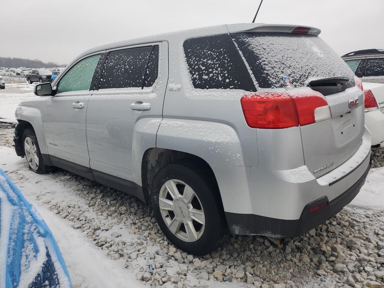 2013 GMC TERRAIN SL - Фото 2