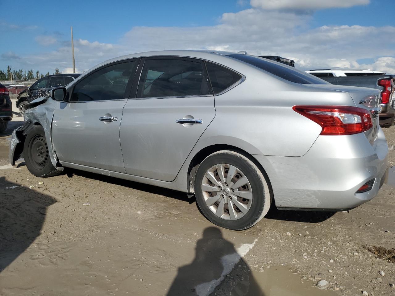 2017 NISSAN SENTRA S - Image 2