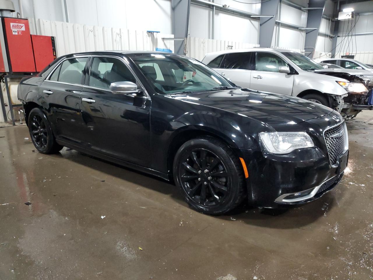 2015 CHRYSLER 300C PLATI - Image 4