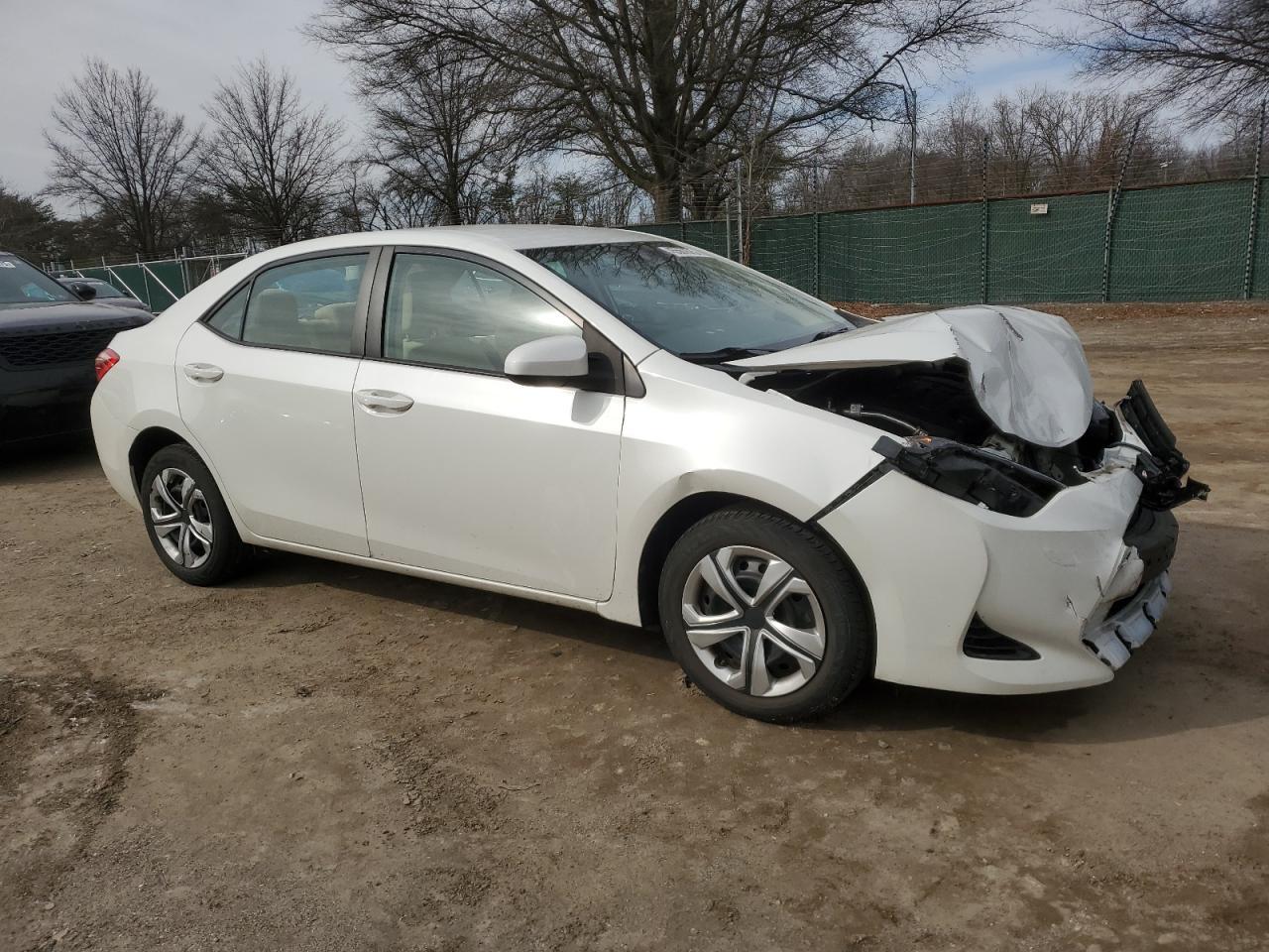 2018 TOYOTA COROLLA L - Image 4