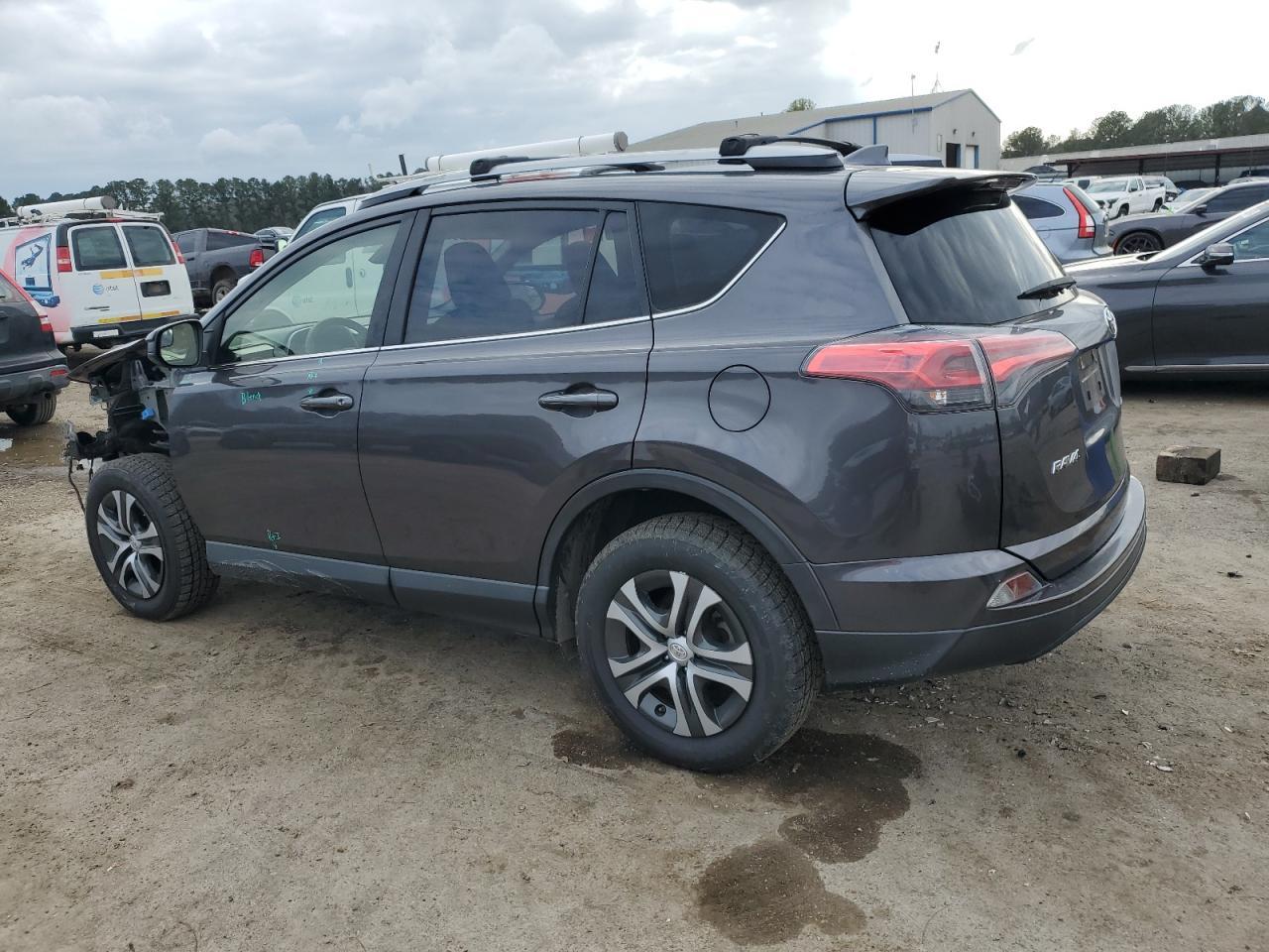 2018 TOYOTA RAV4 LE - Image 2