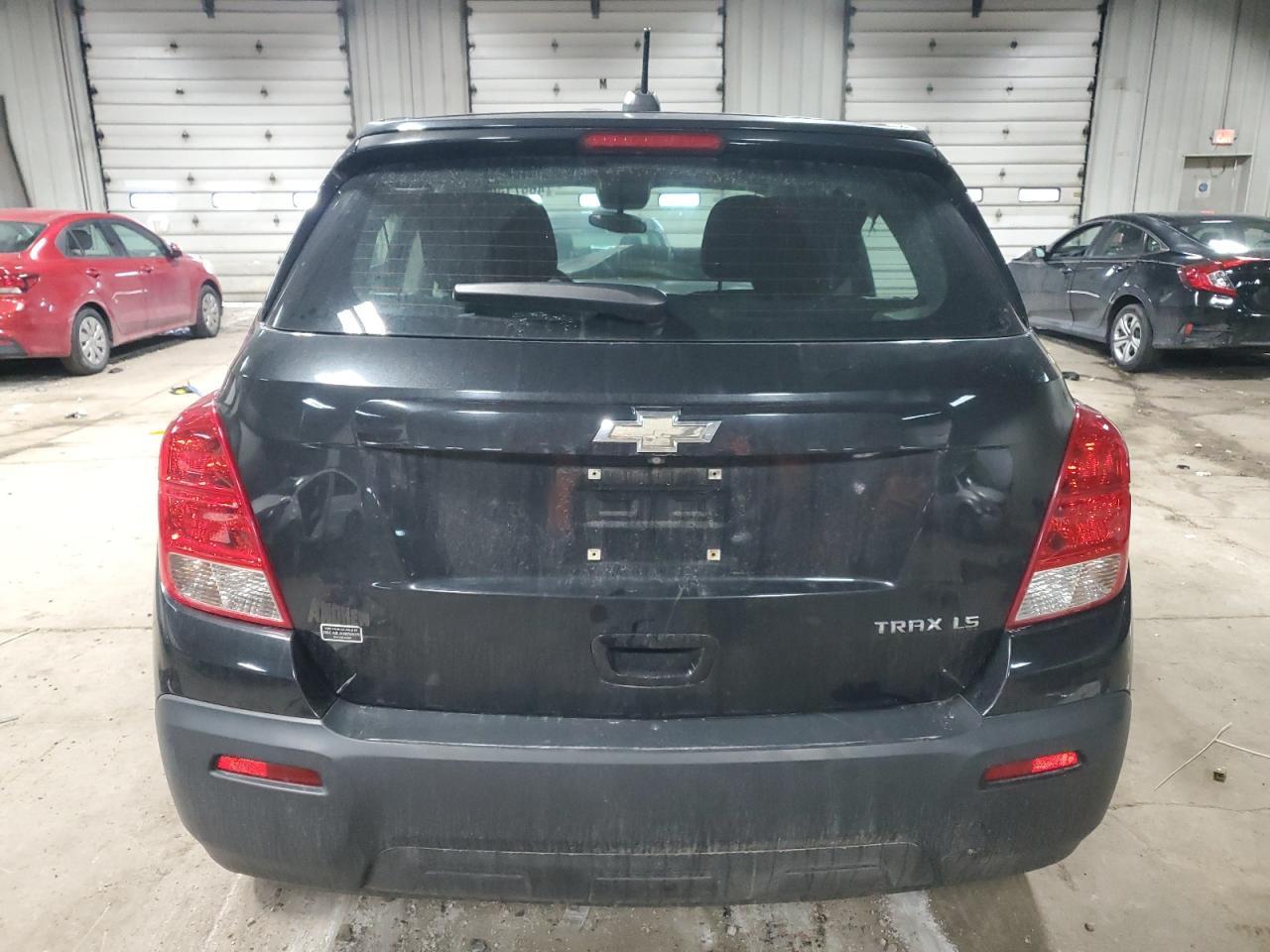 2015 CHEVROLET TRAX LS - Image 6