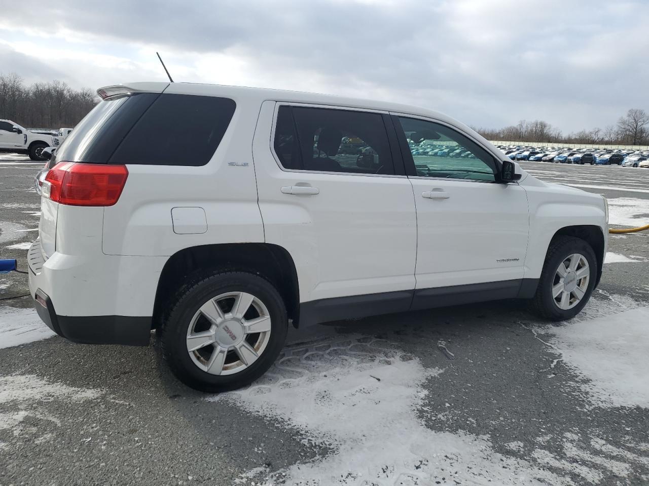 2013 GMC TERRAIN SL - Фото 3