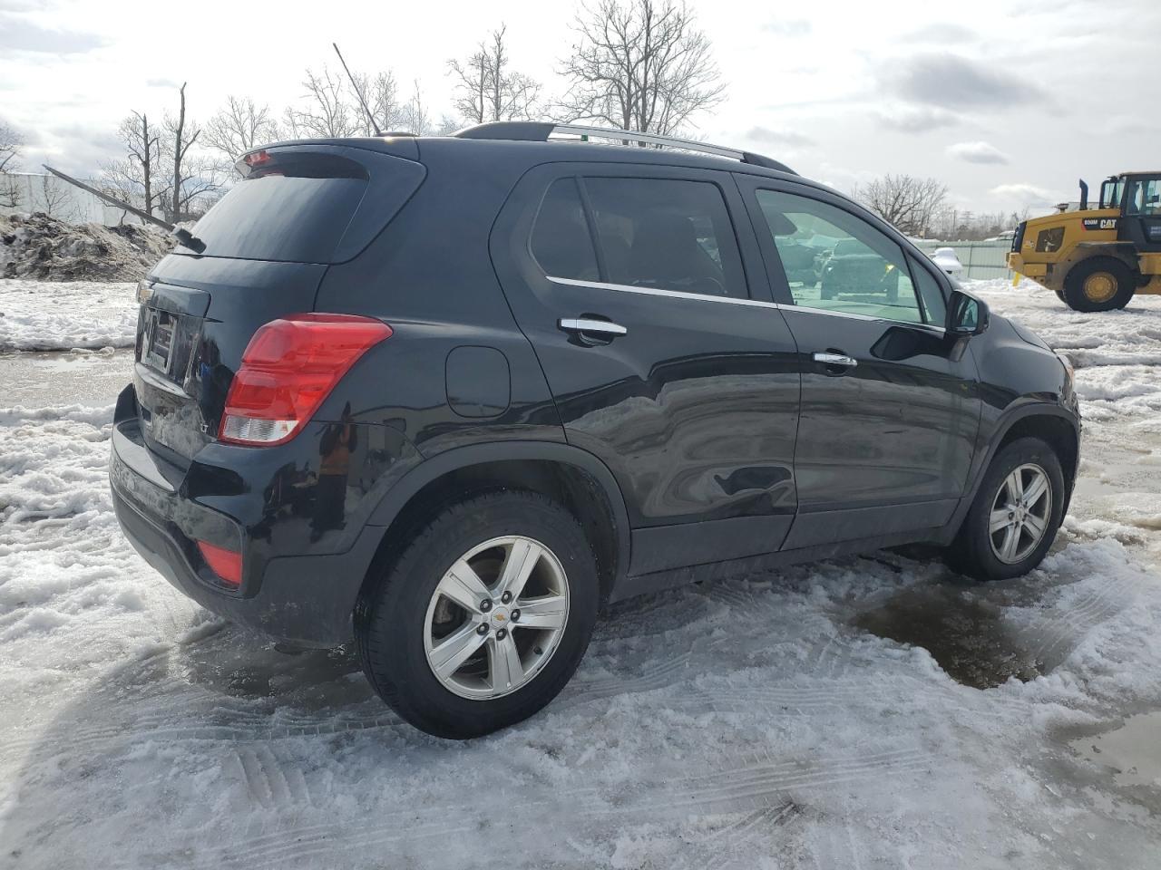 2019 CHEVROLET TRAX 1LT - Фото 3