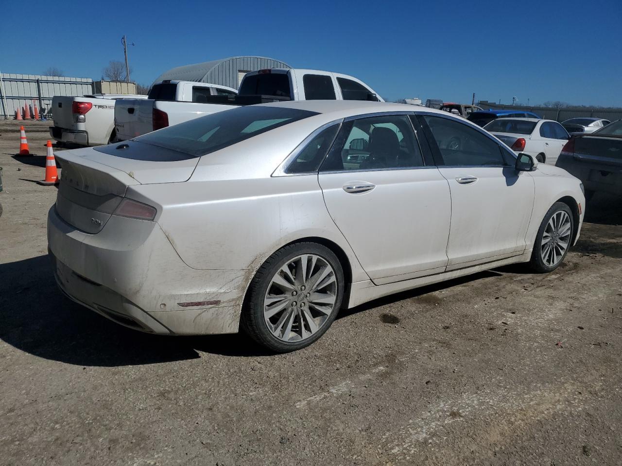 2019 LINCOLN MKZ RESERV - Image 3