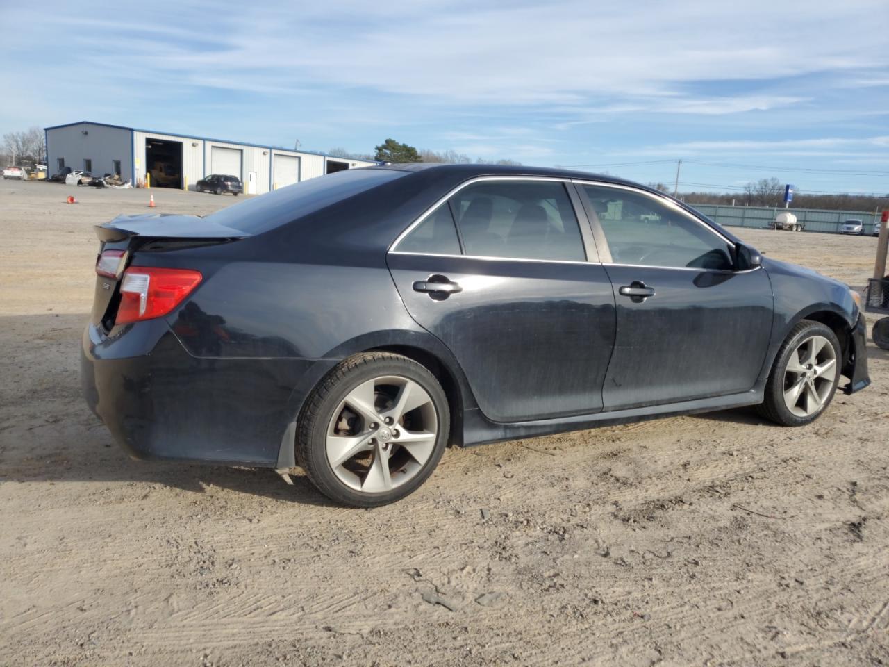 2012 TOYOTA CAMRY BASE - Фото 3