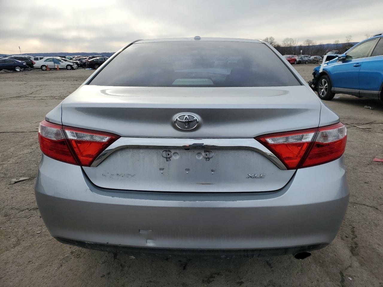 2016 TOYOTA CAMRY LE - Image 6