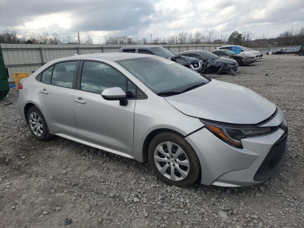 2021 TOYOTA COROLLA LE - Фото 4