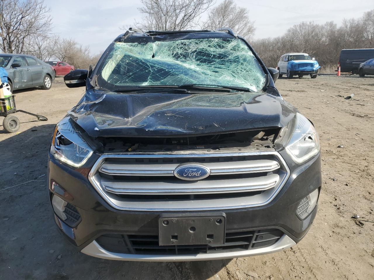2017 FORD ESCAPE TIT - Image 5