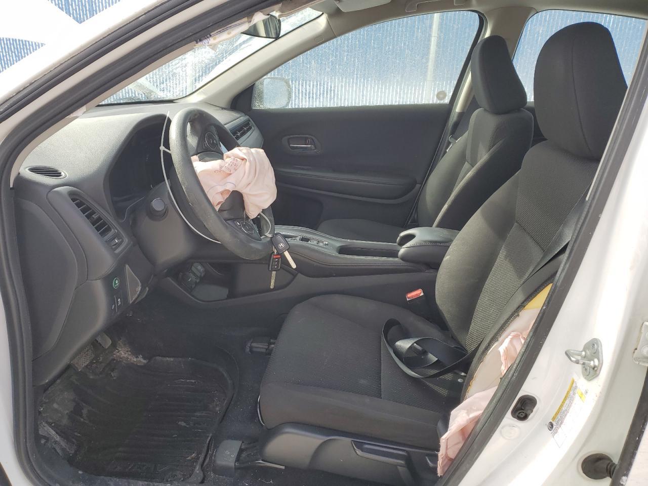 2018 HONDA HR-V LX - Image 7