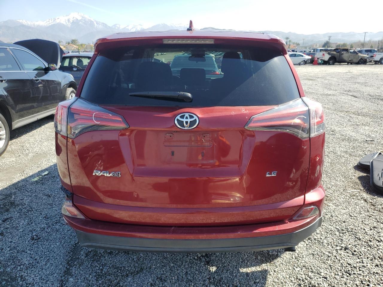 2018 TOYOTA RAV4 LE - Image 6