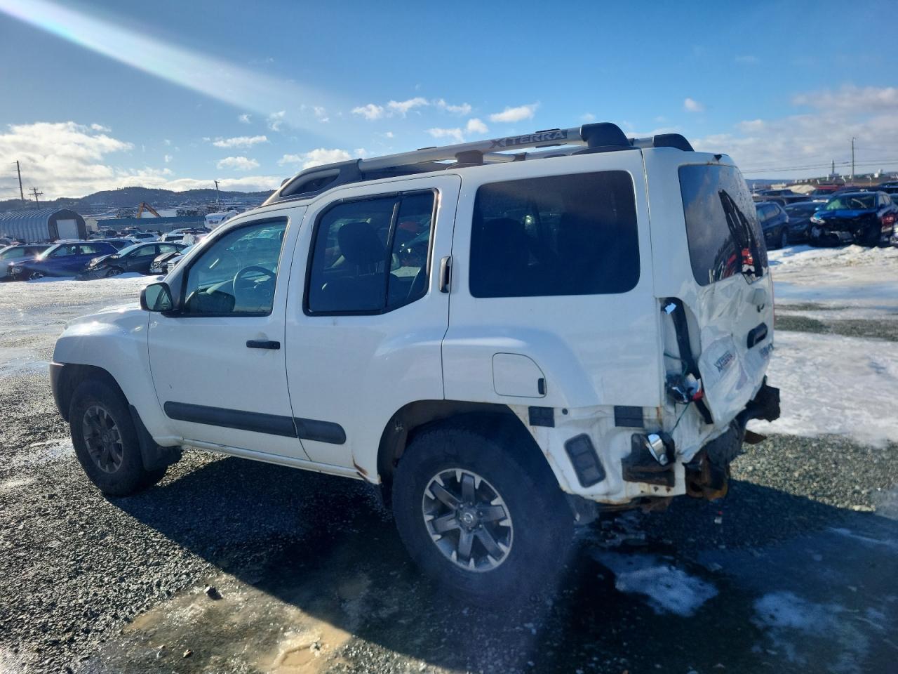 2015 NISSAN XTERRA X - Image 2