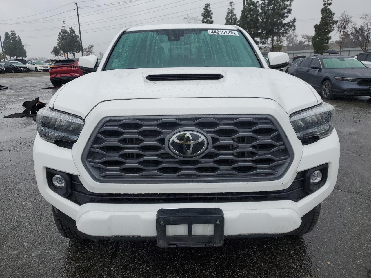 2023 TOYOTA TACOMA DOU - Фото 5