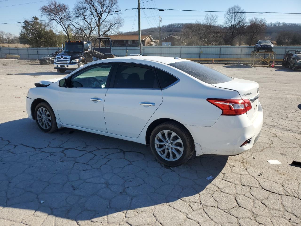 2018 NISSAN SENTRA S - Фото 2