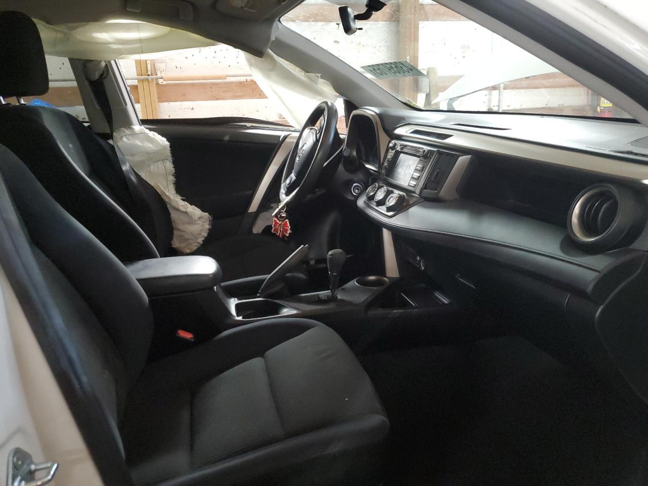 2014 TOYOTA RAV4 LE - Image 7