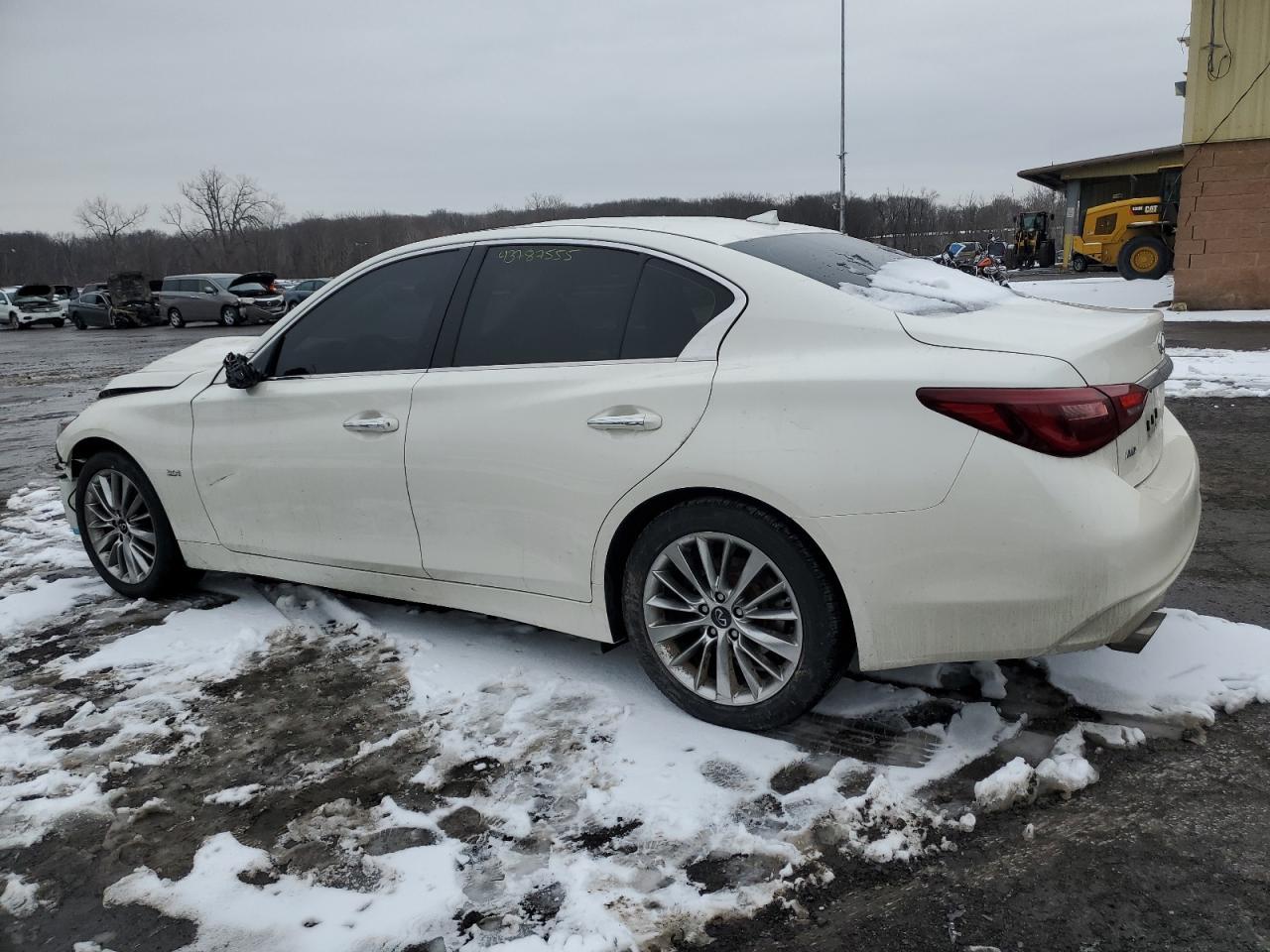 2019 INFINITI Q50 LUXE - Фото 2