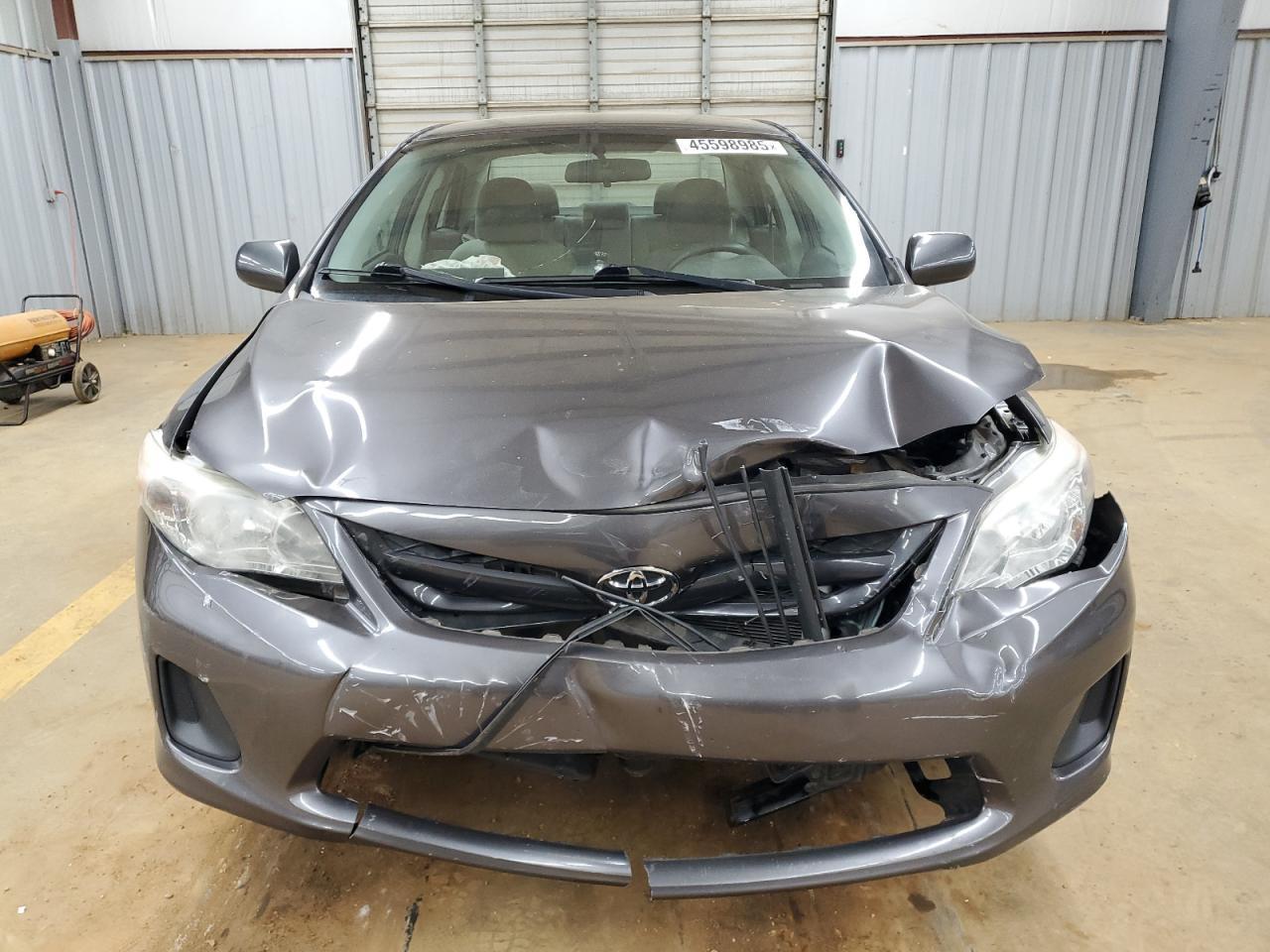 2013 TOYOTA COROLLA BA - Фото 5