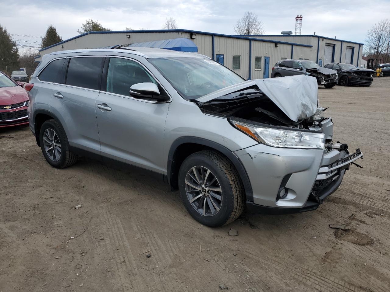 2019 TOYOTA HIGHLANDER - Image 4