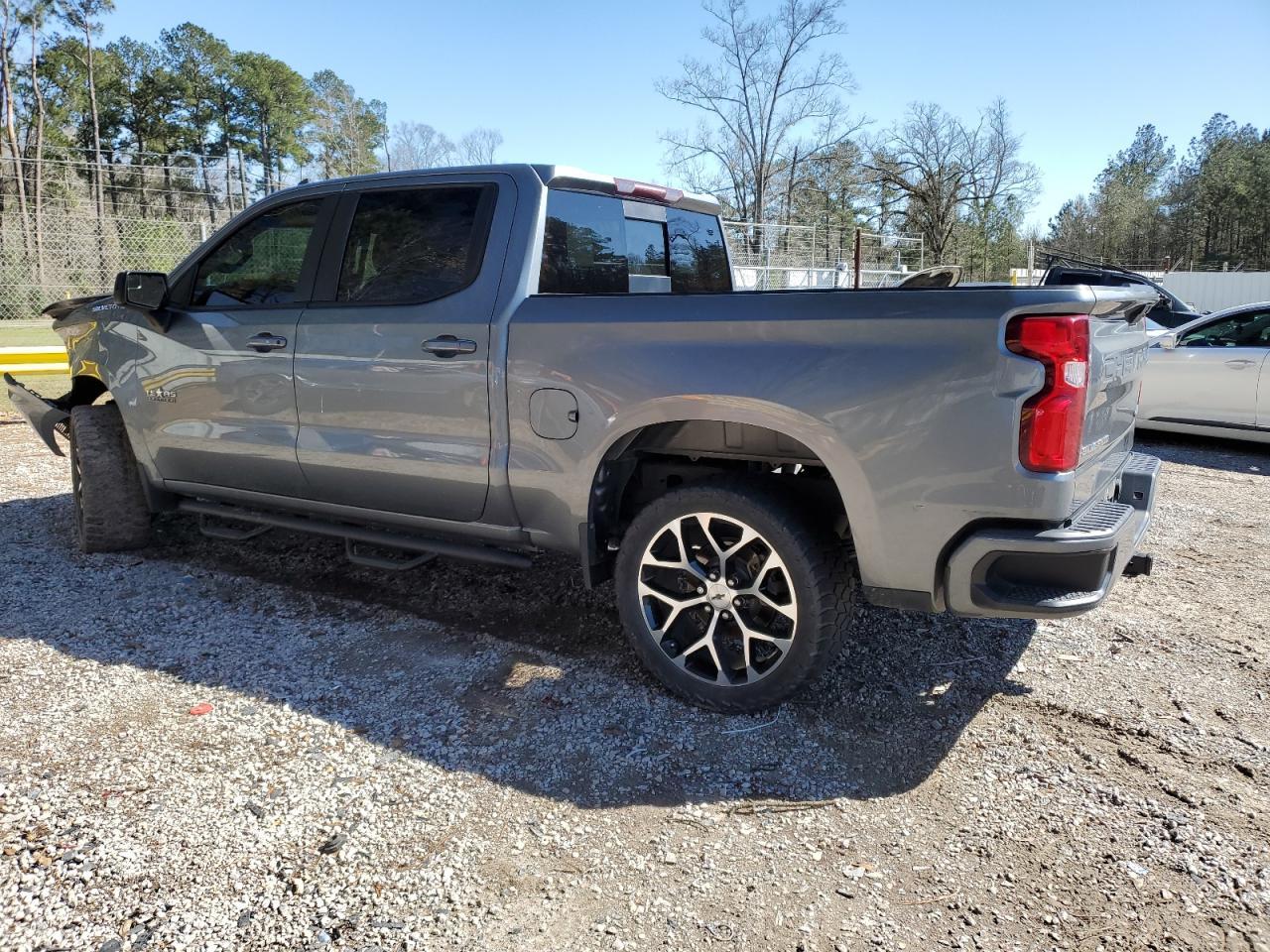 2020 CHEVROLET SILVERADO - Image 2