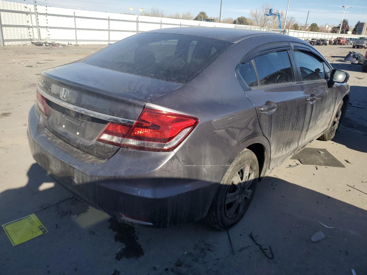 2015 HONDA CIVIC LX - Фото 3