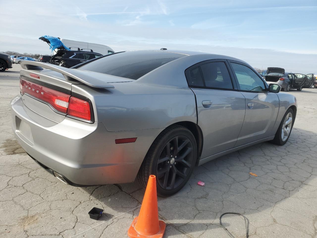 2014 DODGE CHARGER SX - Фото 3