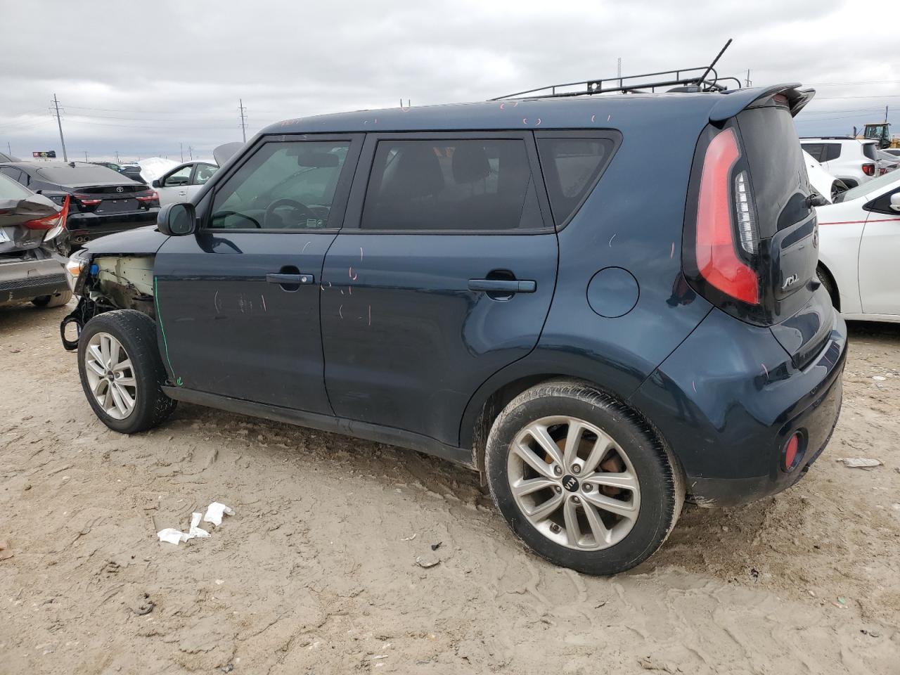 2019 KIA SOUL + - Image 2