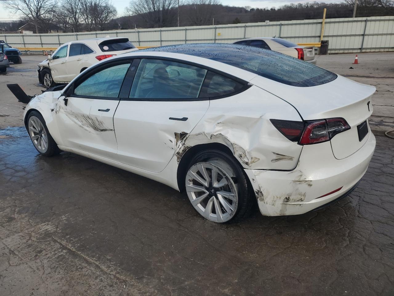 2021 TESLA MODEL 3 - Фото 2