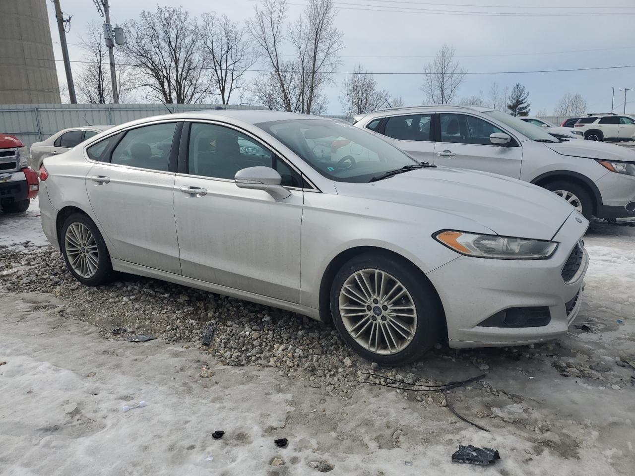 2014 FORD FUSION SE - Image 4