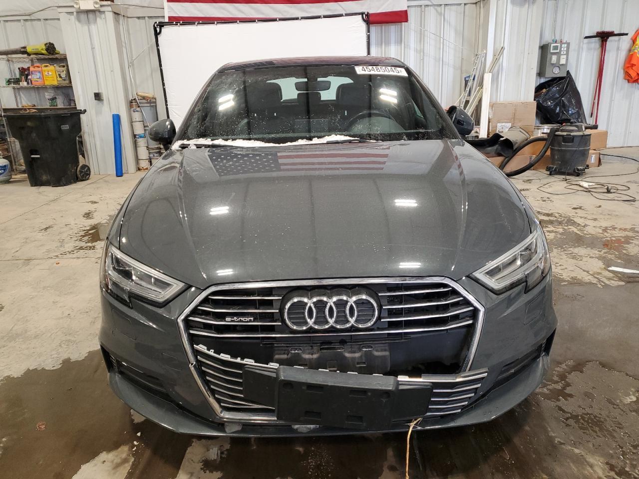 2017 AUDI A3 E-TRON - Image 5