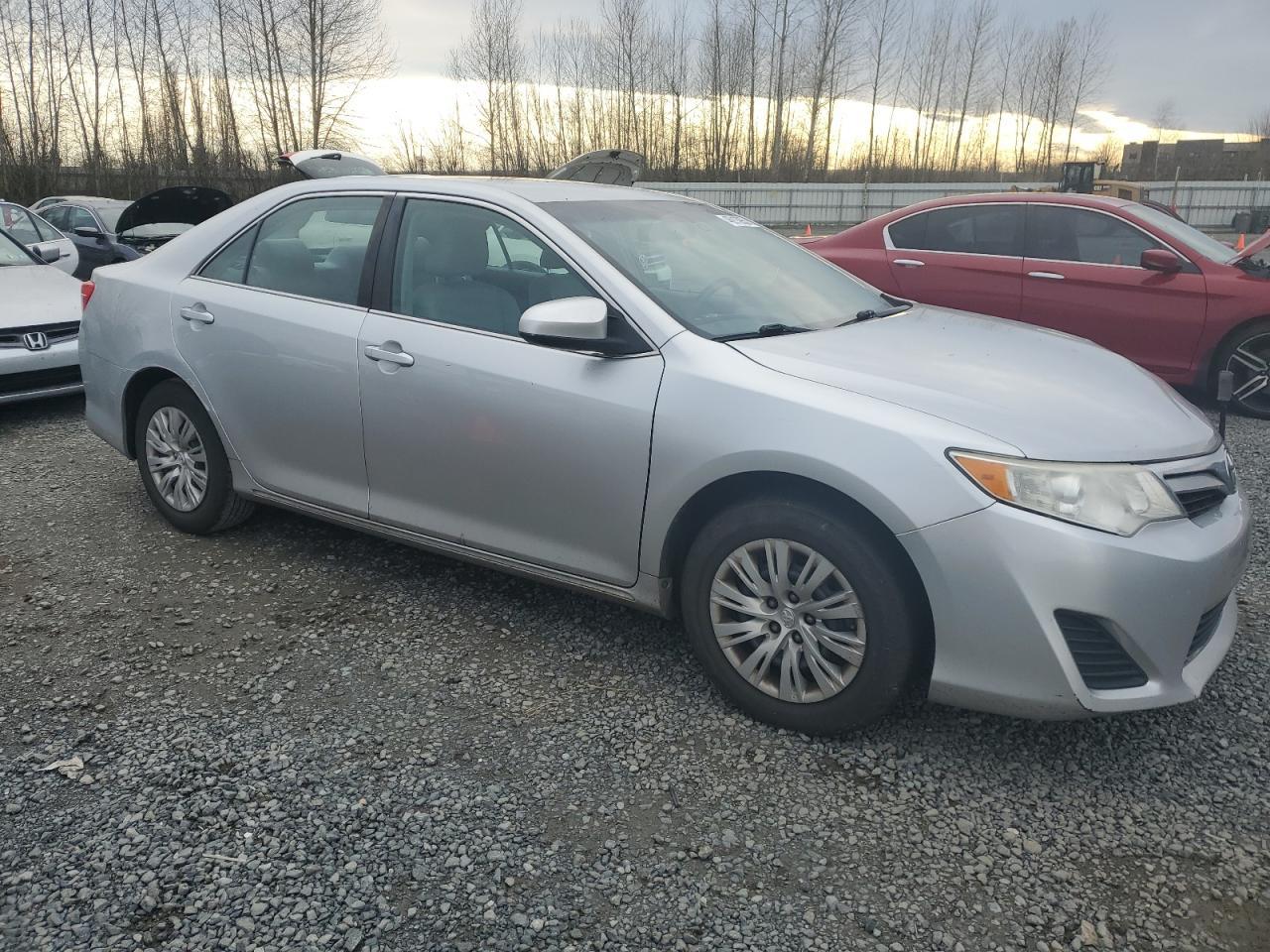 2014 TOYOTA CAMRY L - Фото 4