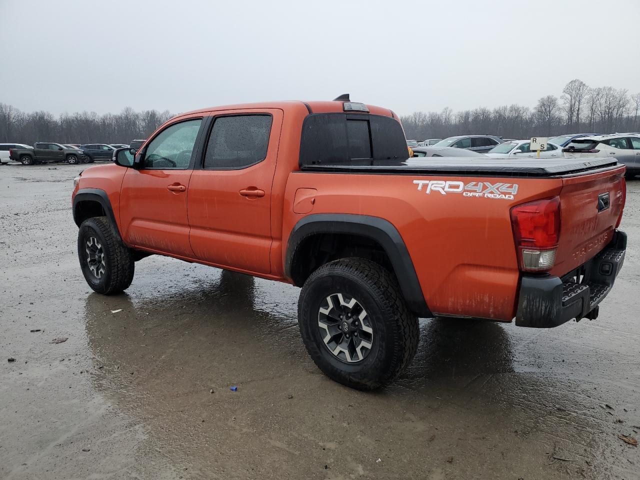 2017 TOYOTA TACOMA DOU - Фото 2