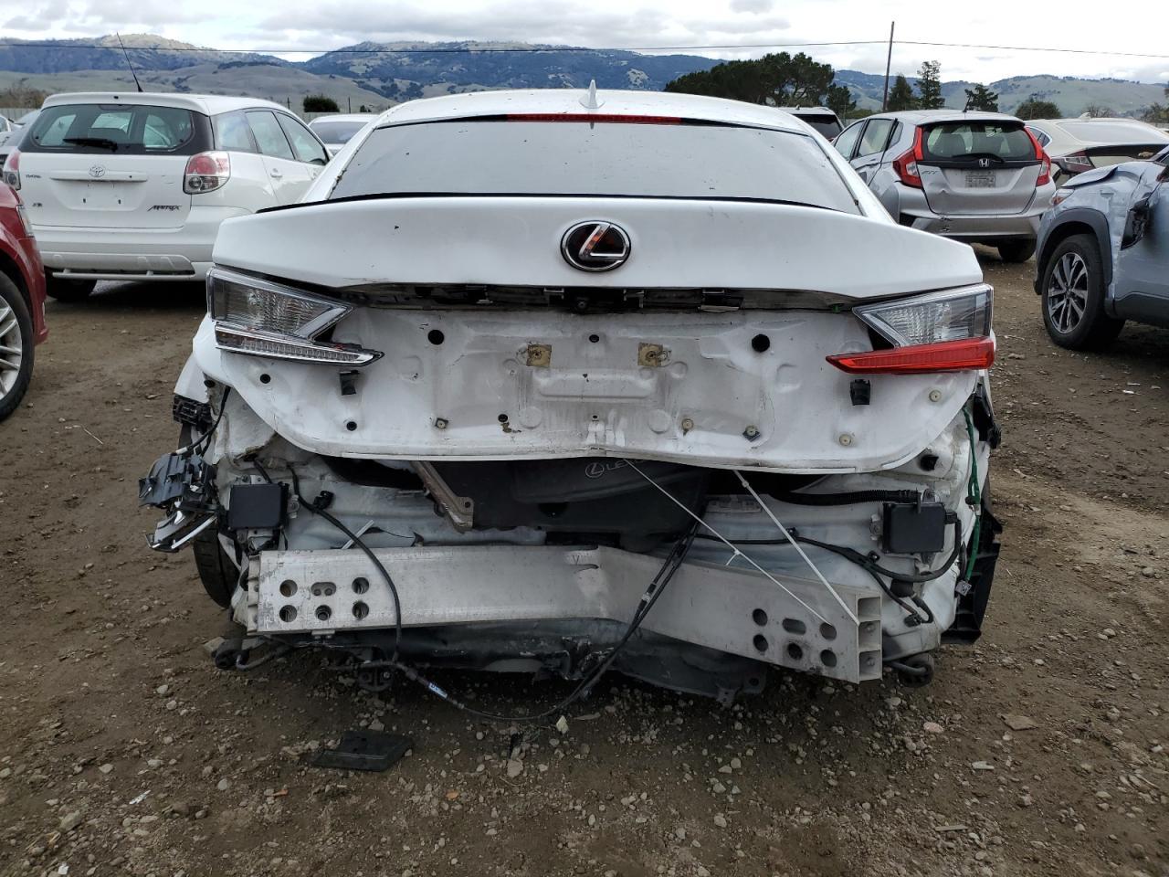 2015 LEXUS RC-F - Фото 6