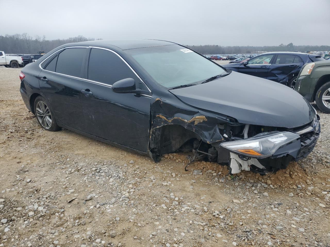 2016 TOYOTA CAMRY LE - Фото 4