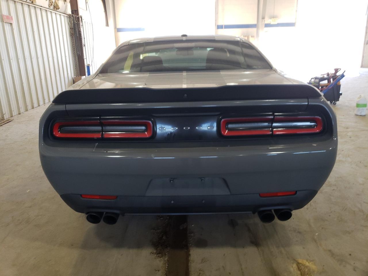 2017 DODGE CHALLENGER - Фото 6