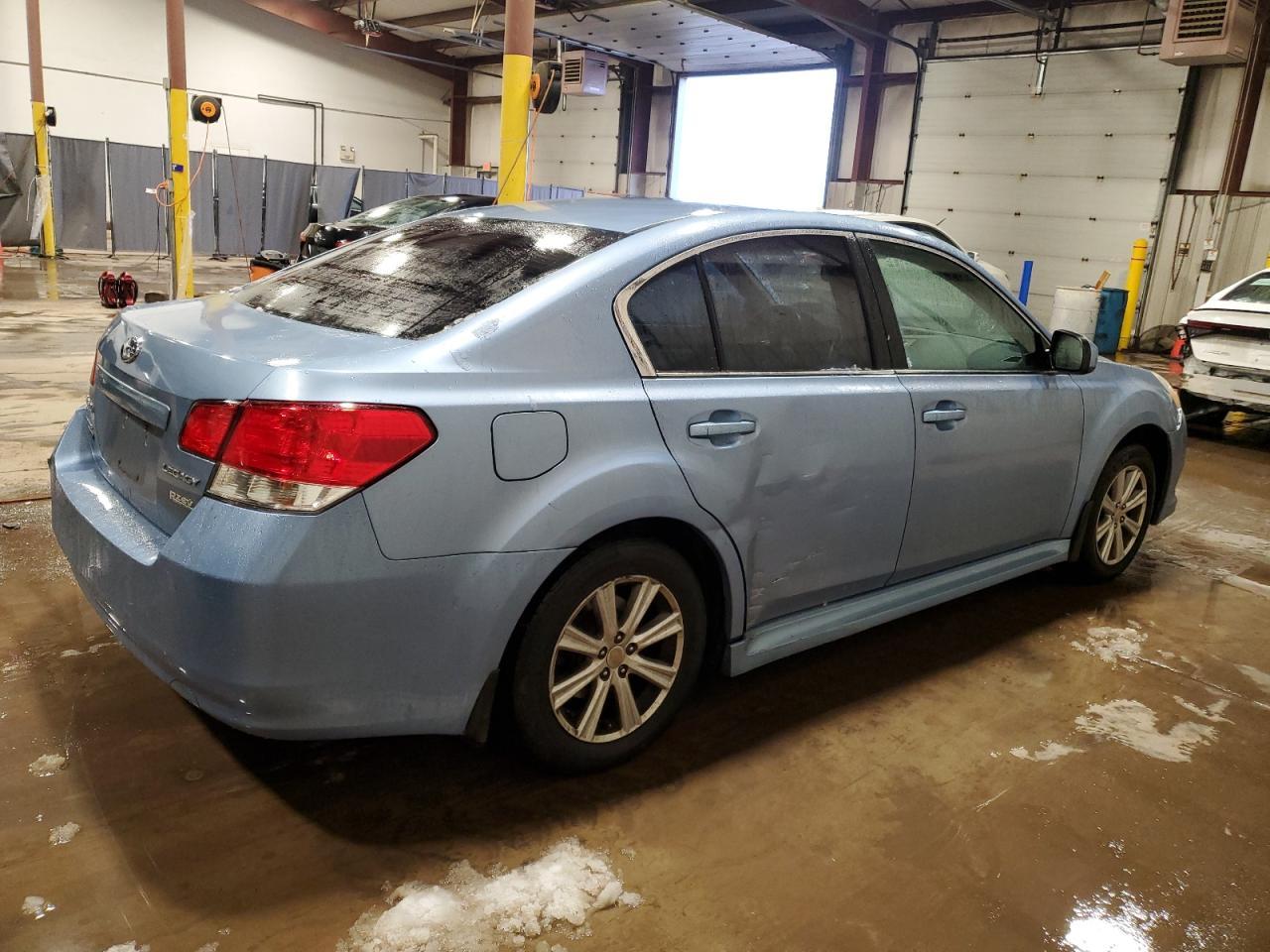 2011 SUBARU LEGACY 2.5 - Image 3