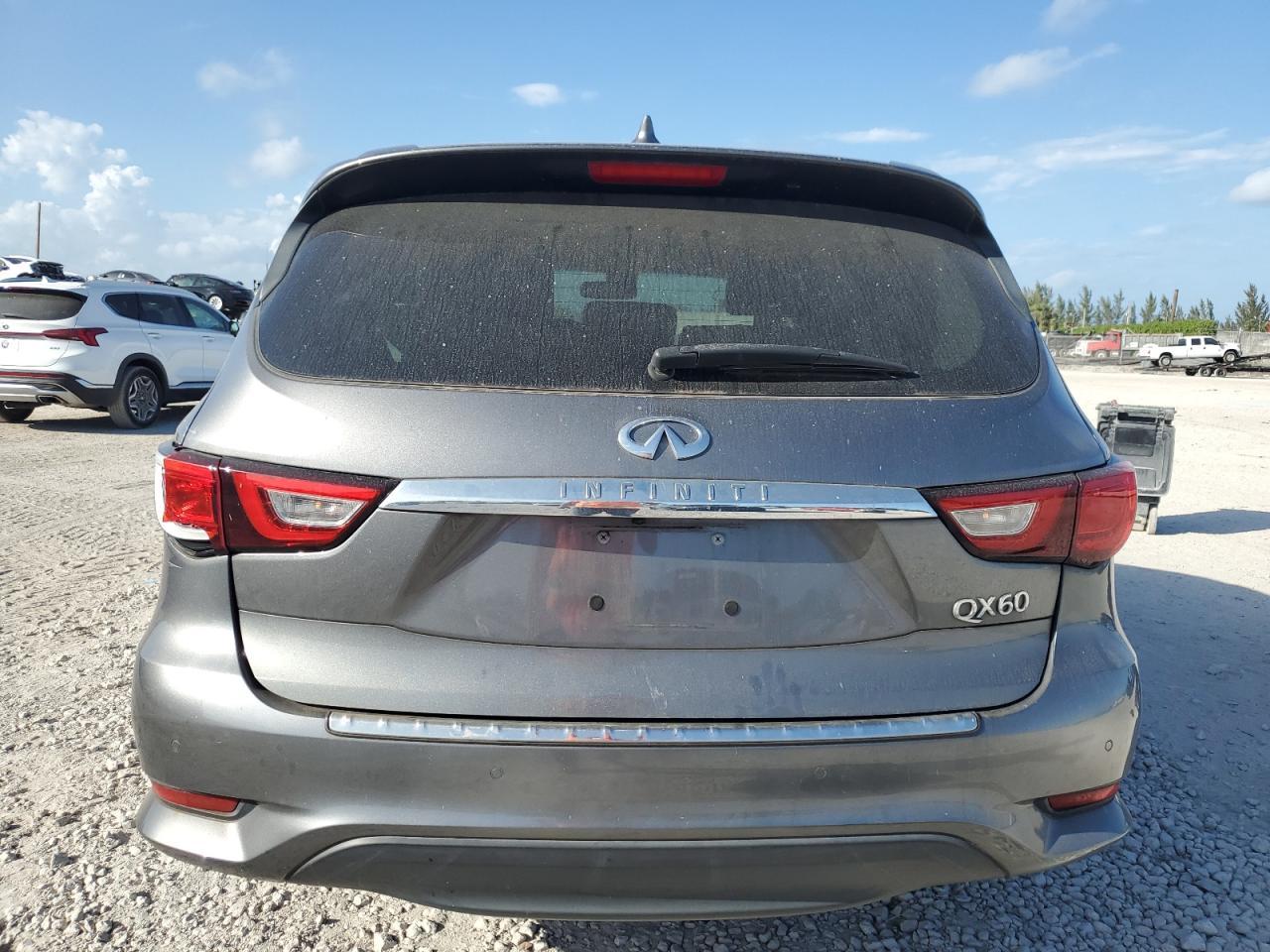 2017 INFINITI QX60 - Image 6