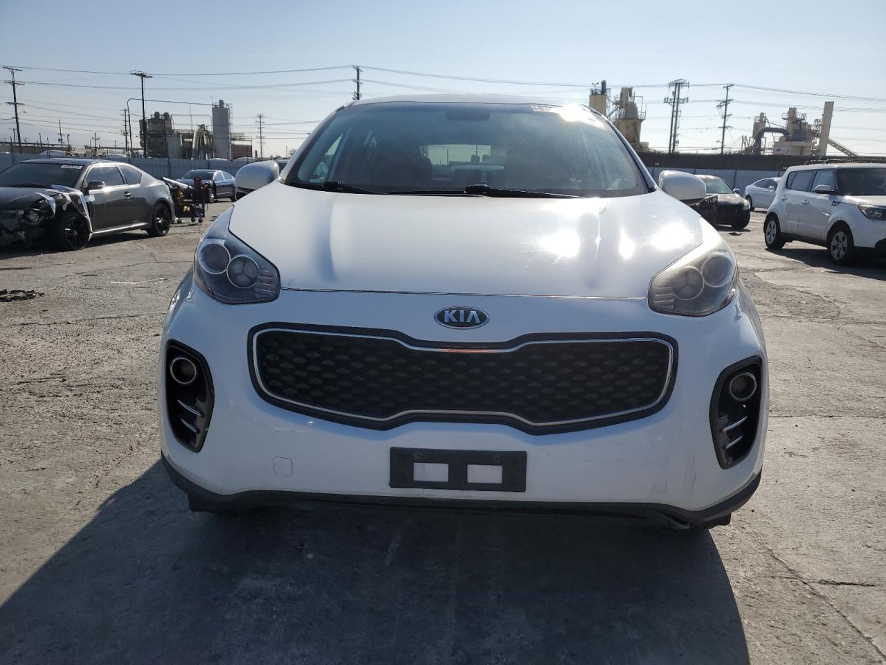 2017 KIA SPORTAGE L - Image 5