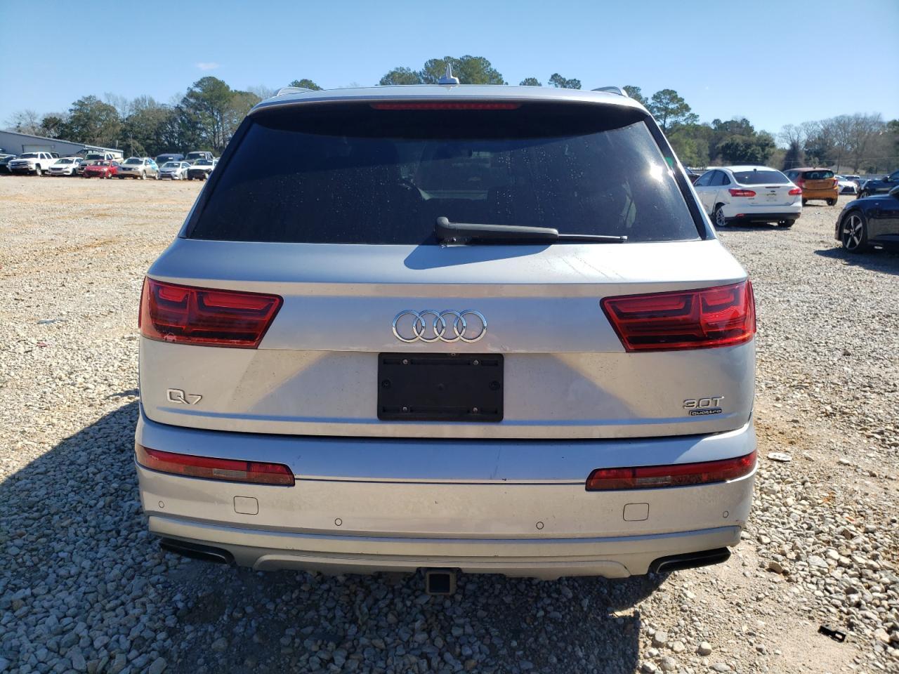 2017 AUDI Q7 PRESTIG - Image 6