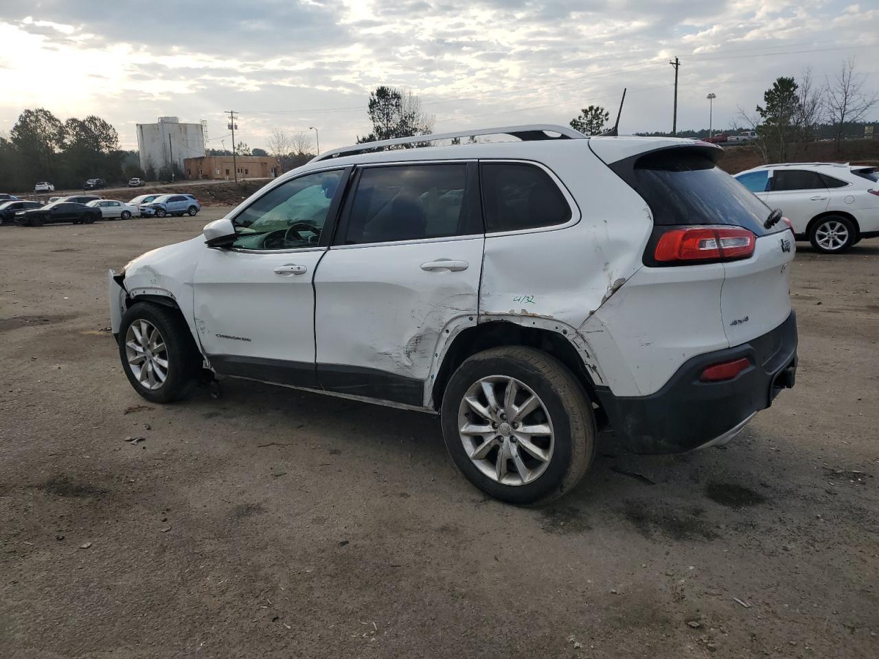 2017 JEEP CHEROKEE L - Image 2